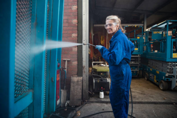 Best Warehouse Cleaning  in St Petersburg, FL
